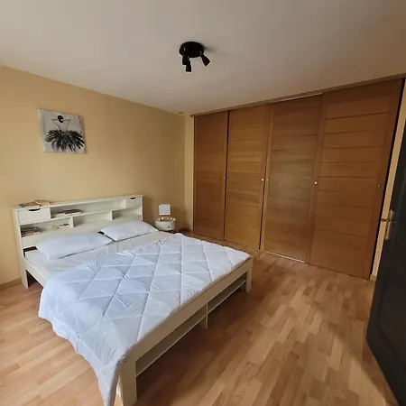 Appartement Cosy Dans Beau Village De Champagne Cormicy Exterior foto